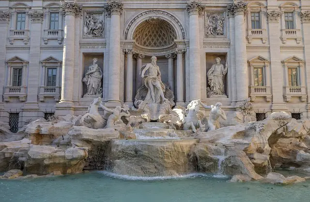 Trevi Fountain: An Amazing Baroque Architecture